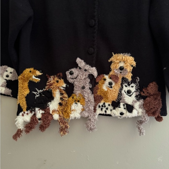 SOLD **didn’t mean to send offers! - Picture 3 of 8